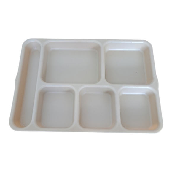 Set of 4 vintage school lunch tray cambro 10146DCW Huntington beach Made… - Picture 5 of 16